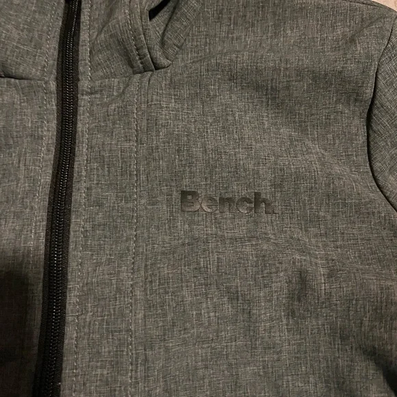 Bench Jacket - Picture 2 of 9